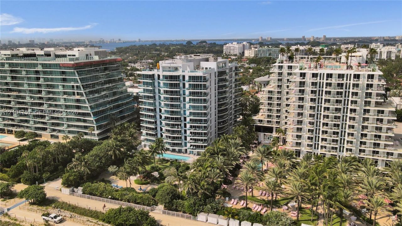 9401 Collins Ave, Unit 305, Surfside, FL 33154 Photo