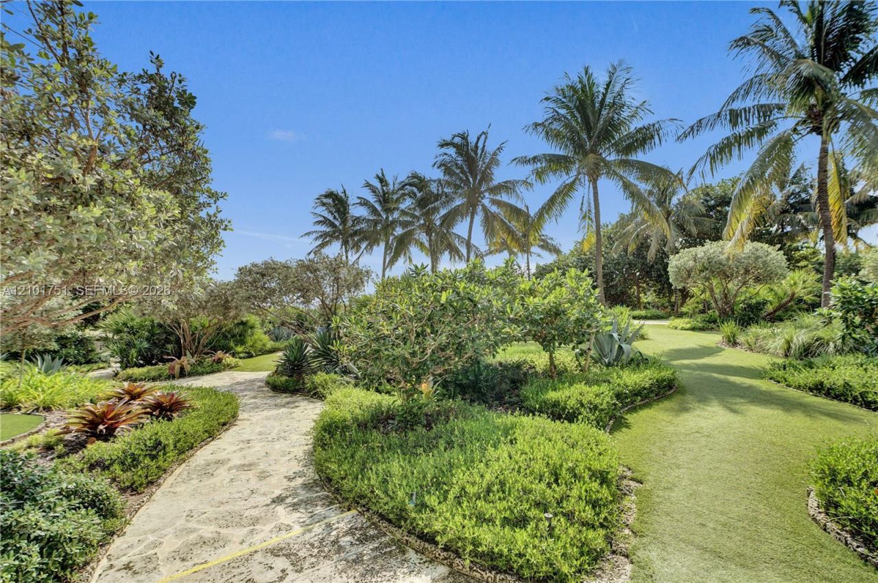 9401 Collins Ave, Unit 305, Surfside, FL 33154 Photo