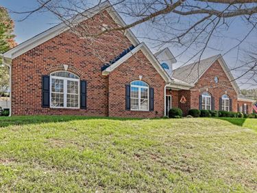 1249 Fleming Way, Lynchburg, VA 24503