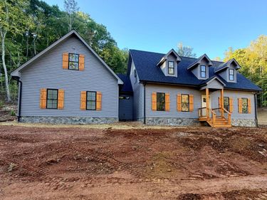 2426 Coffee Road, Lynchburg, VA 24503