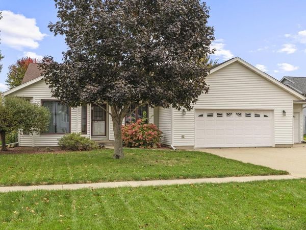 127 Marigold LANE S, West Salem, WI 54669
