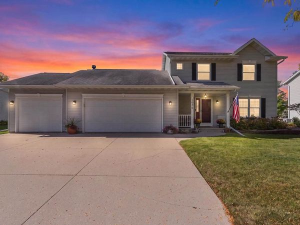 1036 NEW HAVEN AVENUE, Fond Du Lac, WI 54935