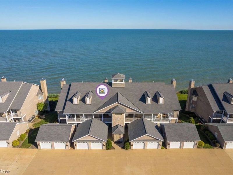 2972 Whispering Shores Drive, Vermilion, OH 44089 Photo 2