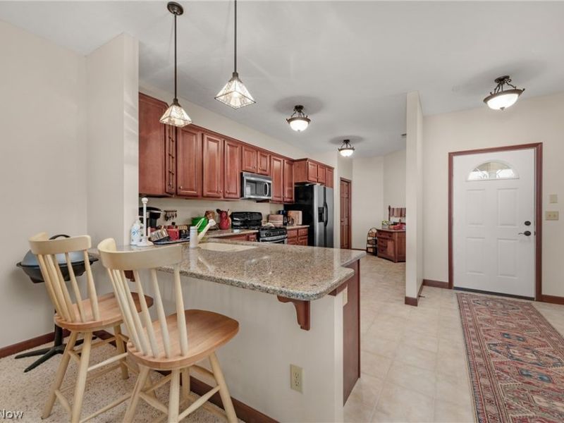 2972 Whispering Shores Drive, Vermilion, OH 44089 Photo 5