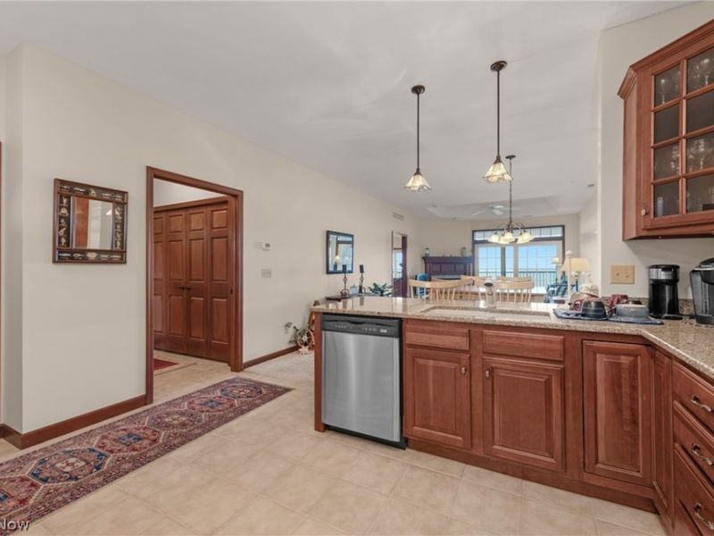 2972 Whispering Shores Drive, Vermilion, OH 44089 Photo 9