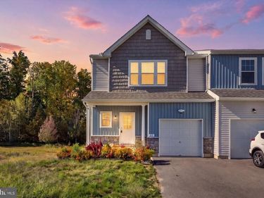 22 OLIVIA WAY, MOUNTAIN TOP, PA 18707