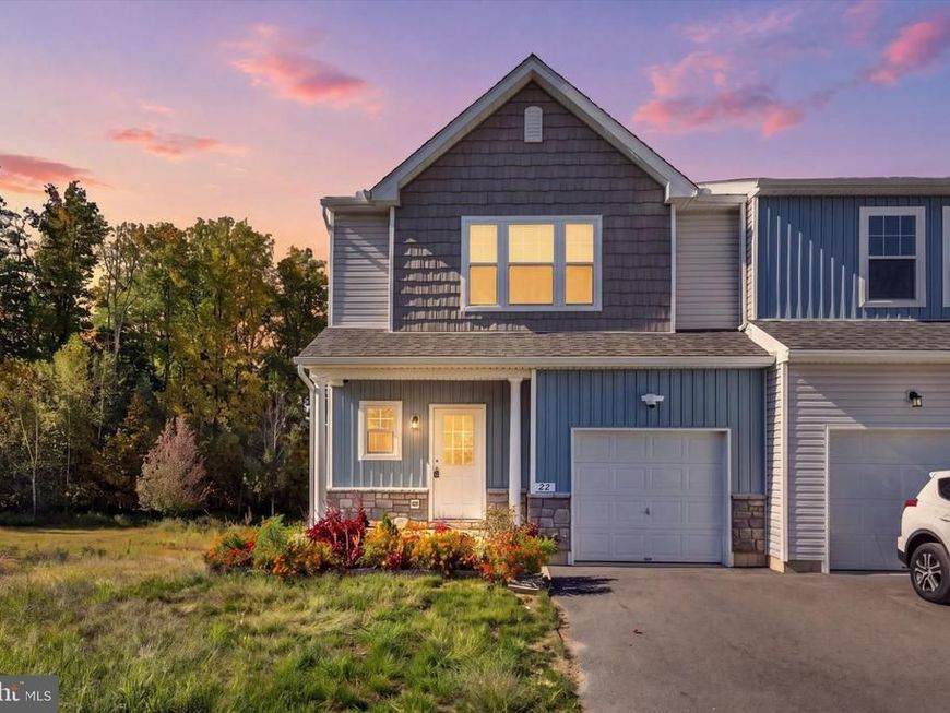 22 Olivia Way, Mountain Top, PA 18707 Main Photo