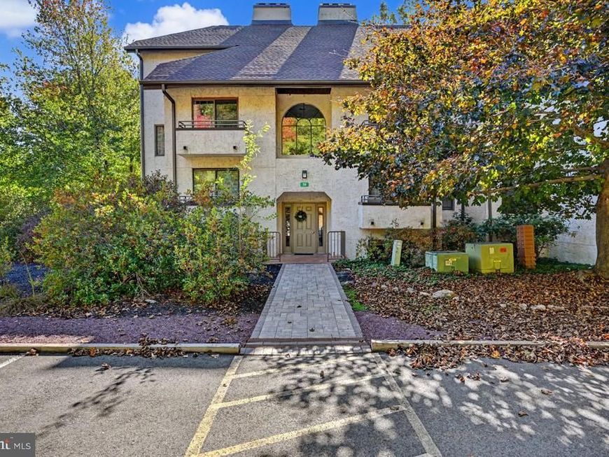 59 Midlake Drive, Unit 101, Lake Harmony, PA 18624 Main Photo