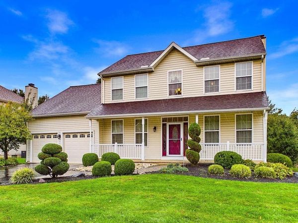 9 EMERALD RIDGE DRIVE, BEAR, DE 19701