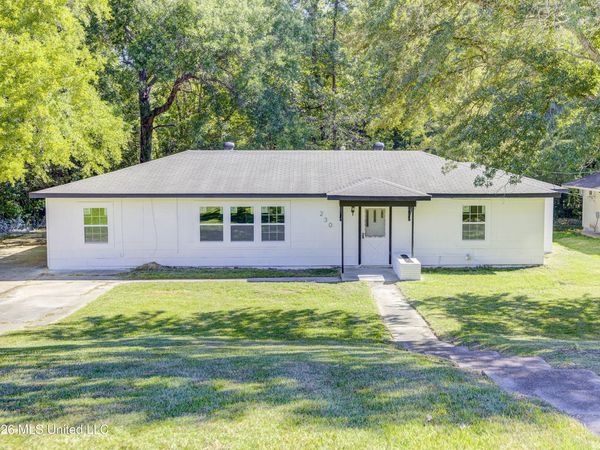 230 Hillside Drive, Vicksburg, MS 39180