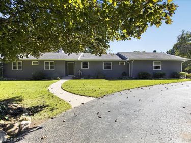 3280 Tanglewood Trail, Dexter Township, Mi 48118