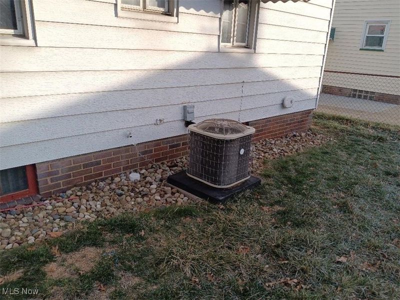 7101 Southfield Avenue, Brooklyn, OH 44144 Photo 5