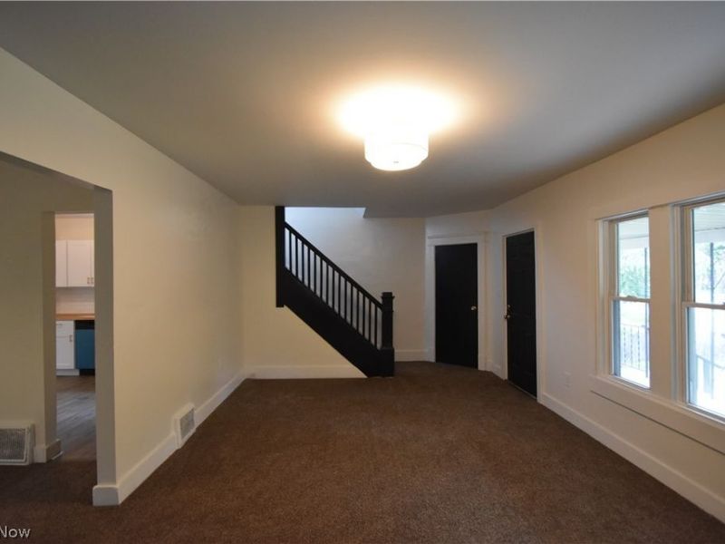 637 Woodbine Avenue SE, Warren, OH 44483 Photo 6