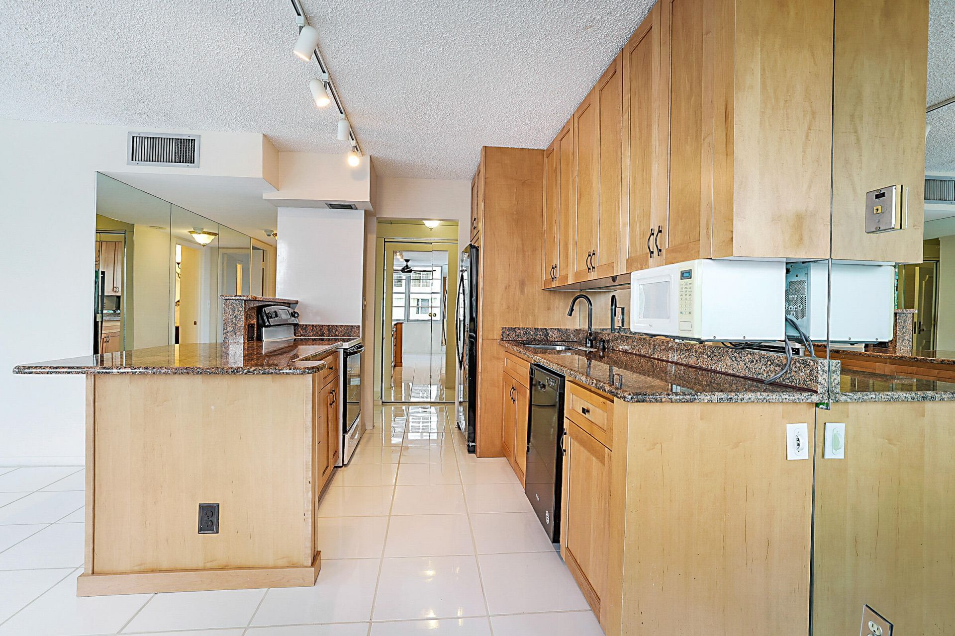 2121 N Ocean Boulevard, Unit 302E, Boca Raton, FL 33431 Photo