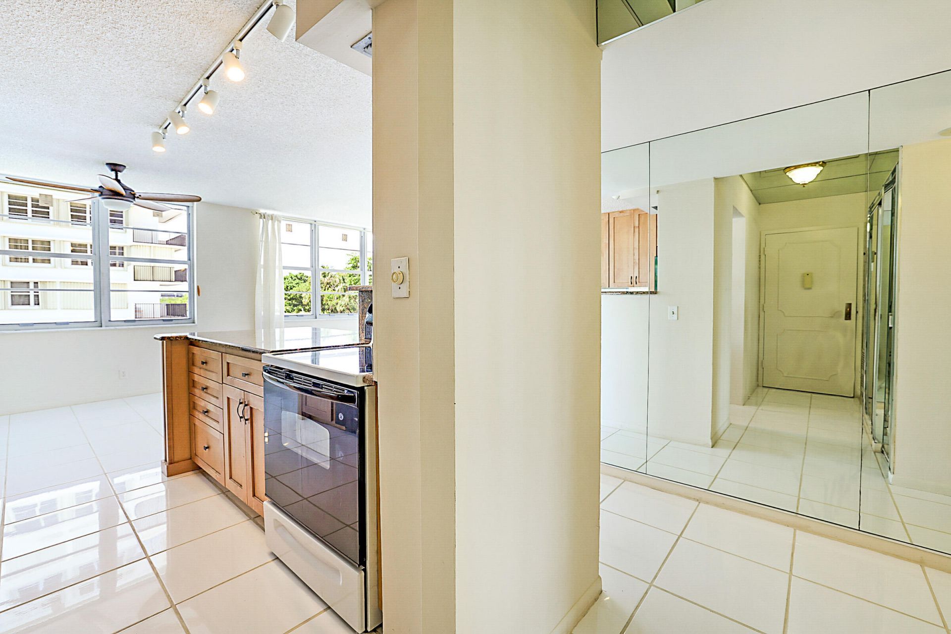 2121 N Ocean Boulevard, Unit 302E, Boca Raton, FL 33431 Photo