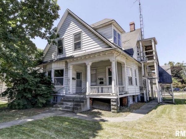 1061 N 1ST Street, Springfield, IL 62702