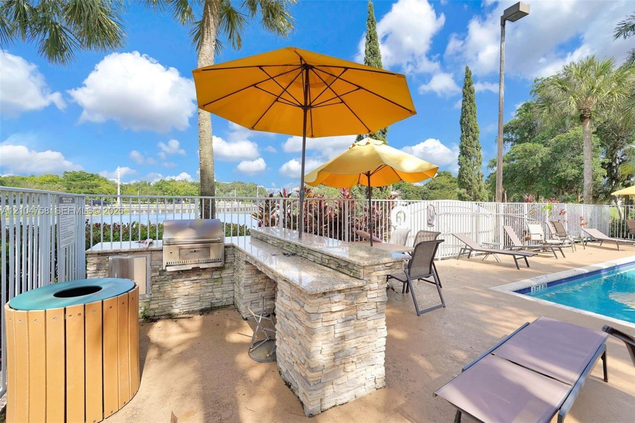 175 SW 96th Ave , Plantation, FL 33324 Photo
