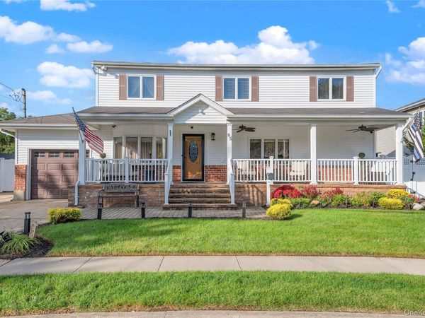 85 N Walnut Street , Massapequa, NY 11758