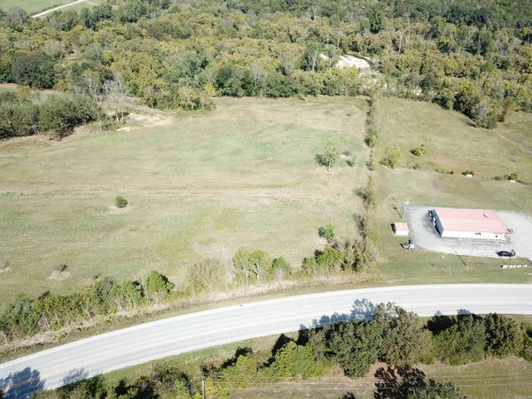 001 W Hwy 62 , Pyatt, AR 72672