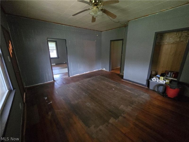 54 April Street, Dillonvale, OH 43917 Photo 10