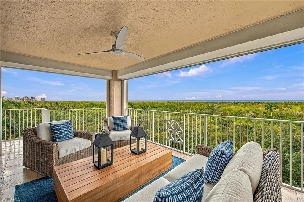 6597 Nicholas Blvd, Unit 601, Naples, FL 34108 Photo