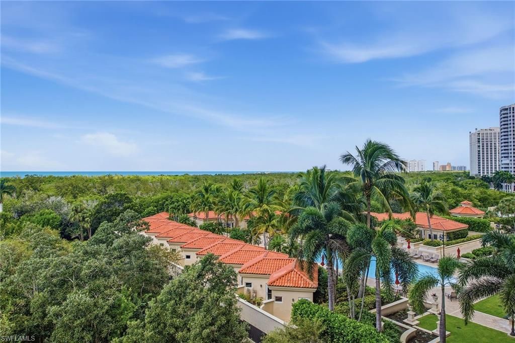 6597 Nicholas Blvd, Unit 601, Naples, FL 34108 Photo
