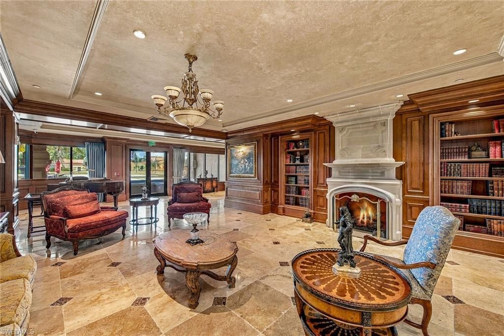 6597 Nicholas Blvd, Unit 601, Naples, FL 34108 Photo