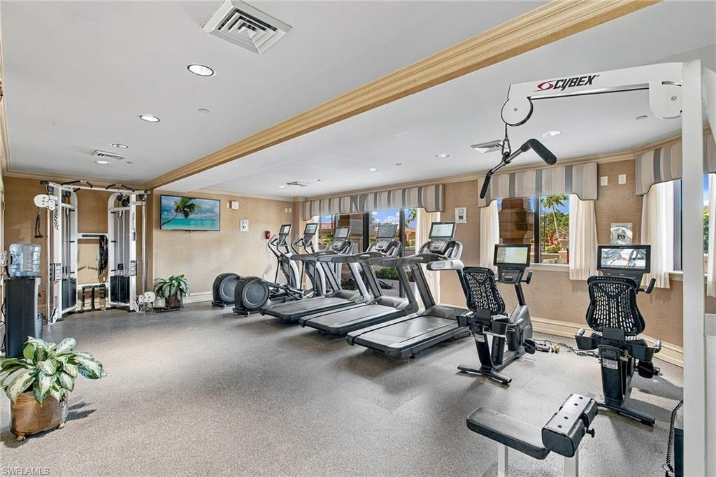 6597 Nicholas Blvd, Unit 601, Naples, FL 34108 Photo