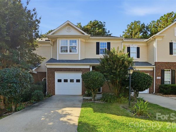 5426 Johnston Mill Court , Charlotte, NC 28269