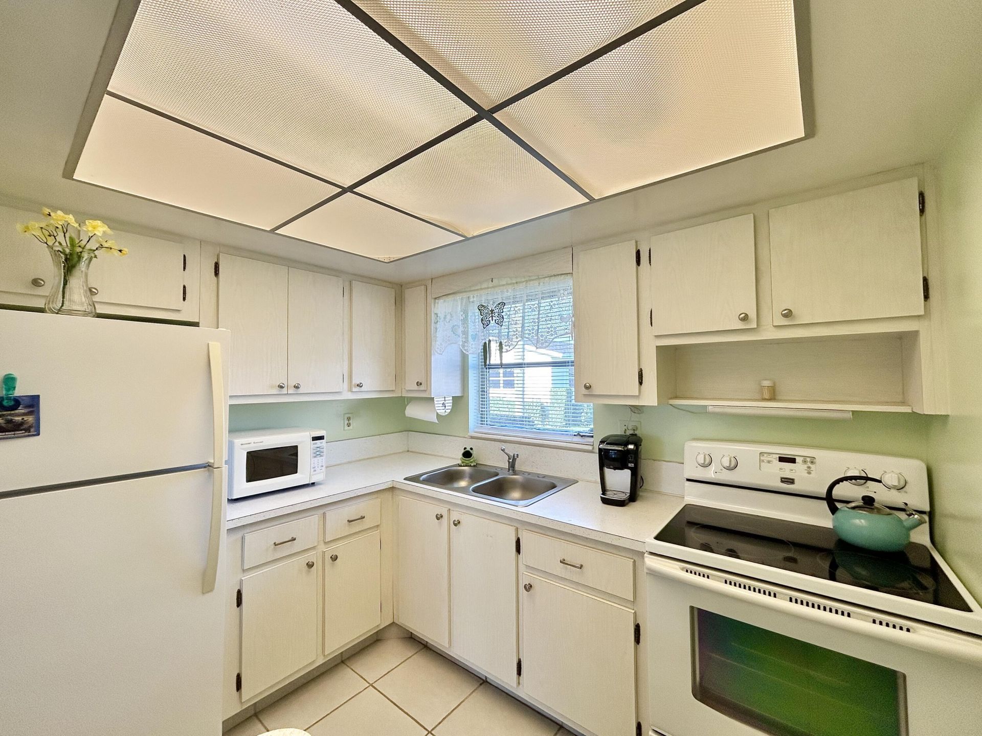 2653 Dudley Drive W, Unit F, West Palm Beach, FL 33415 Photo