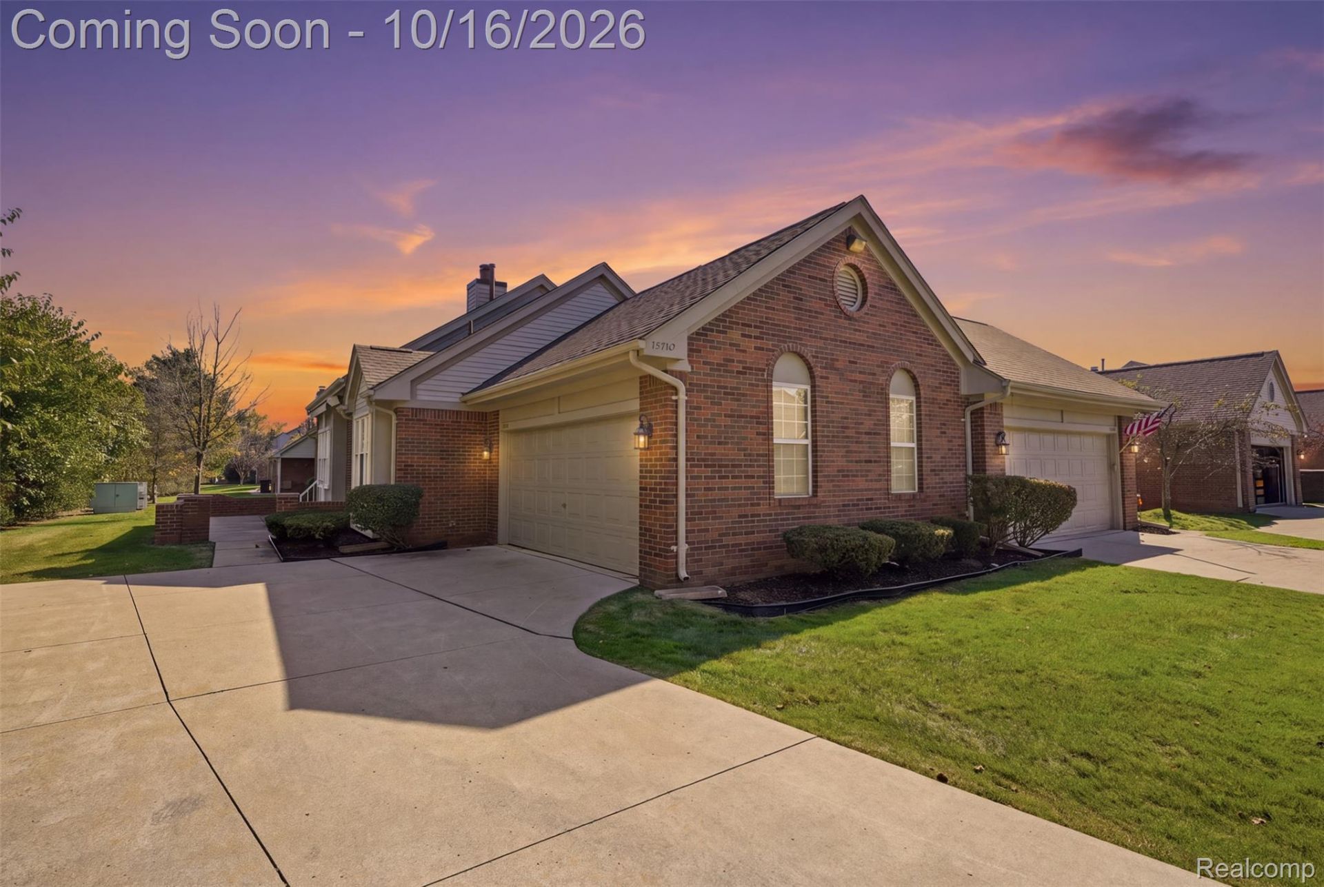 15710 Golfview Drive, Riverview, Mi 48193 Main Photo