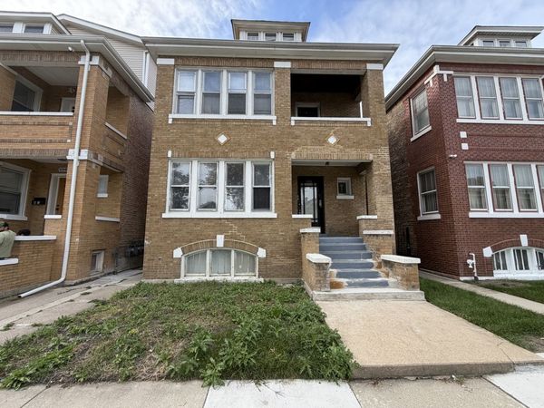 6938 S Campbell Avenue , Chicago, IL 60629