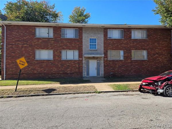 5720 Thekla Avenue , St Louis, MO 63120
