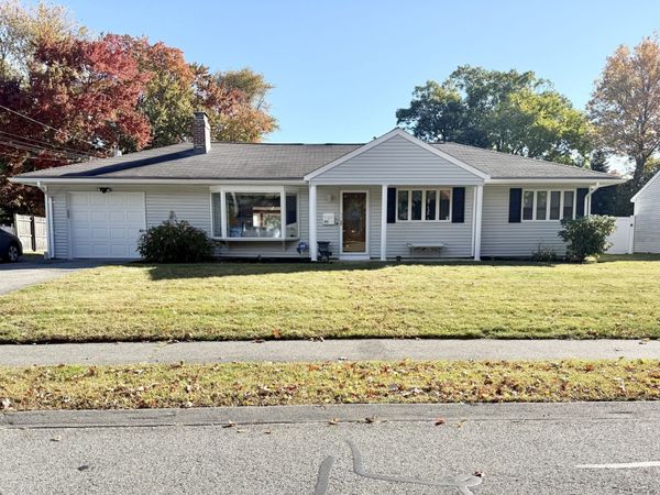 21 Wethersfield Rd, Natick, MA 01760