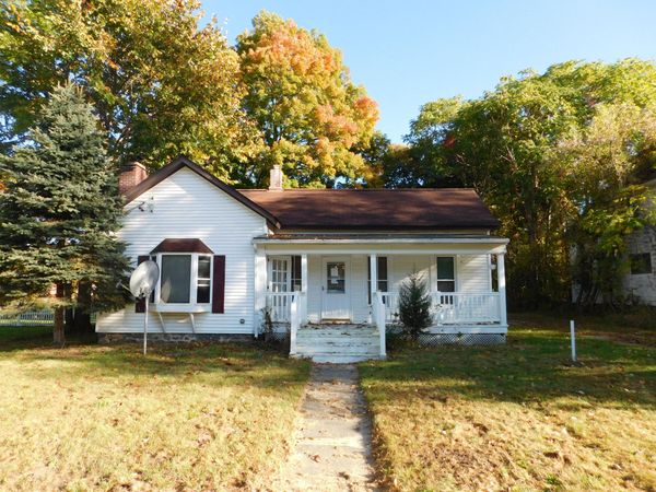 214 E Commercial Drive, Norvell, MI 49263