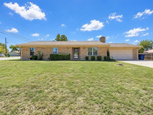 101 W Park Street, Decatur, TX 76234