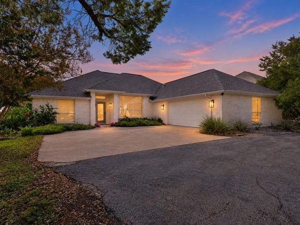 1203 Horizon Court, Granbury, TX 76049