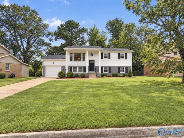 11308 Hillwood Drive, Huntsville, AL 35803