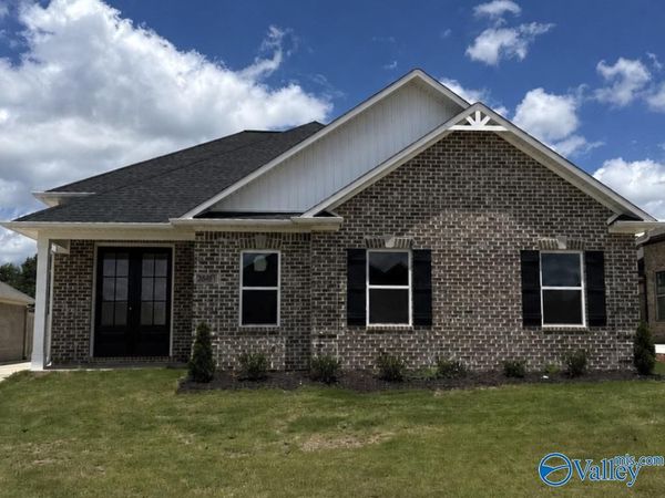 26481 Old Town Drive, Athens, AL 35613