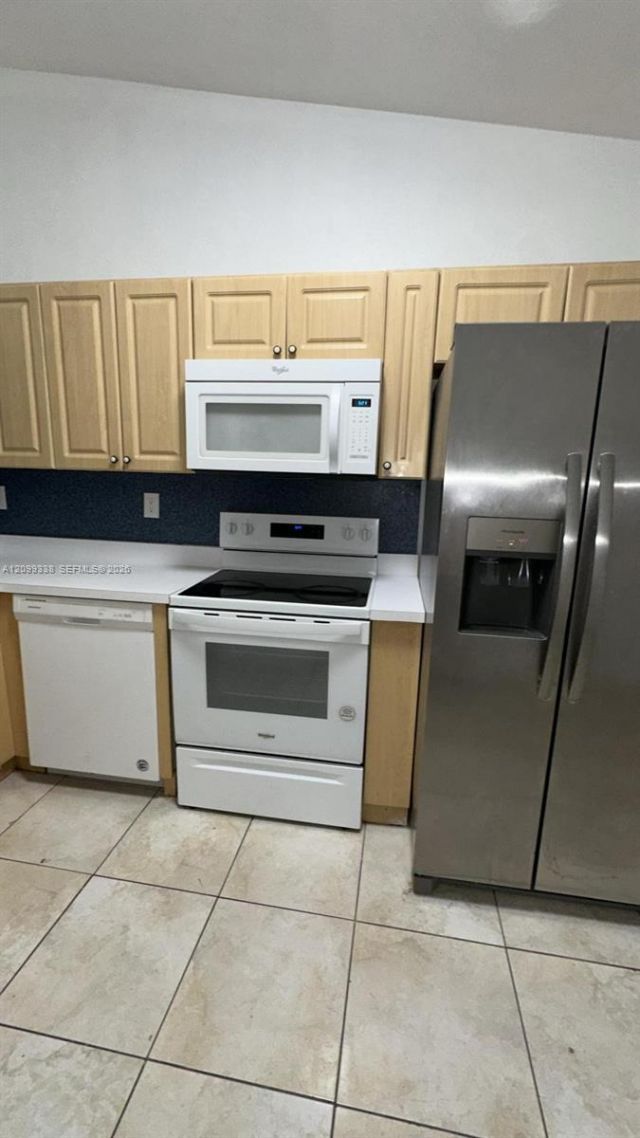 1250 SE 28th Ct , Unit 203, Homestead, FL 33035 Photo