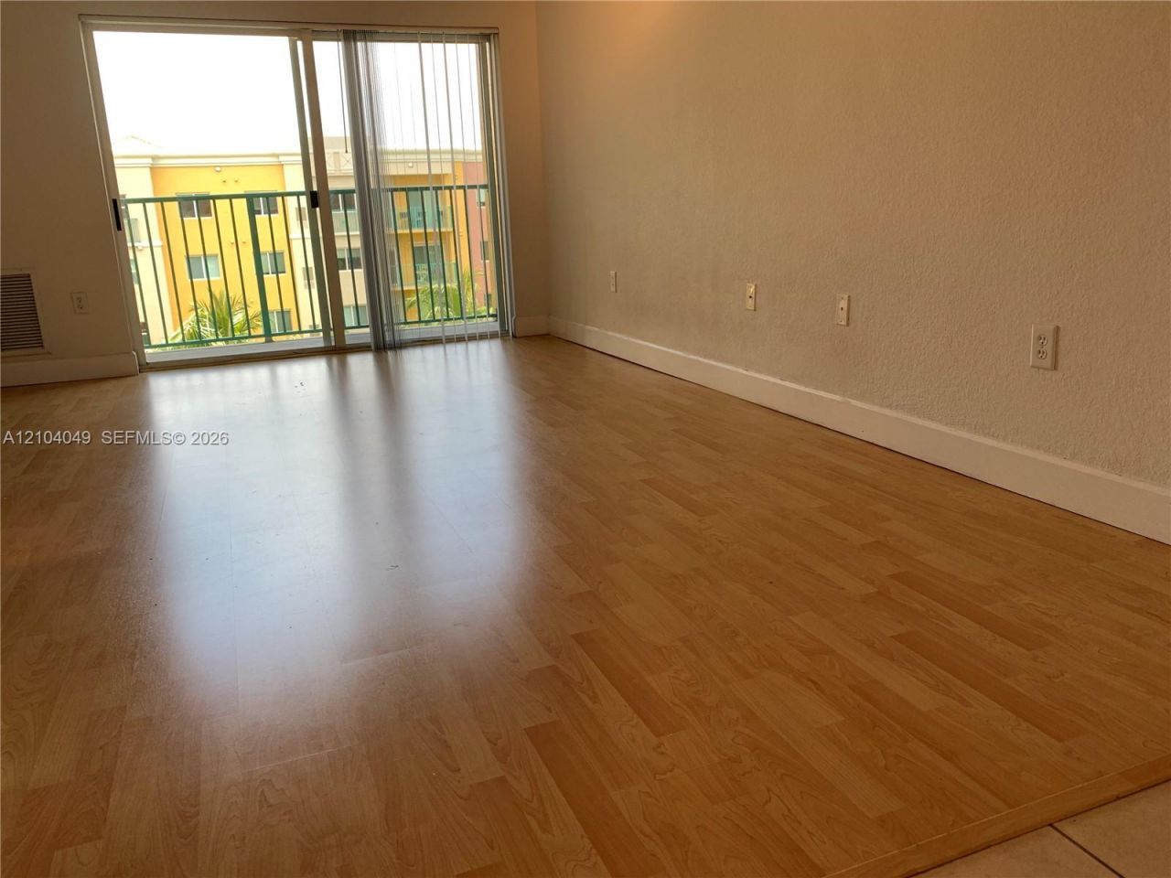 6001 SW 70th St , Unit 654, South Miami, FL 33143 Photo
