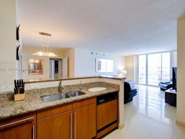 2401 S Ocean Dr , Unit PH-A3, Hollywood, FL 33019
