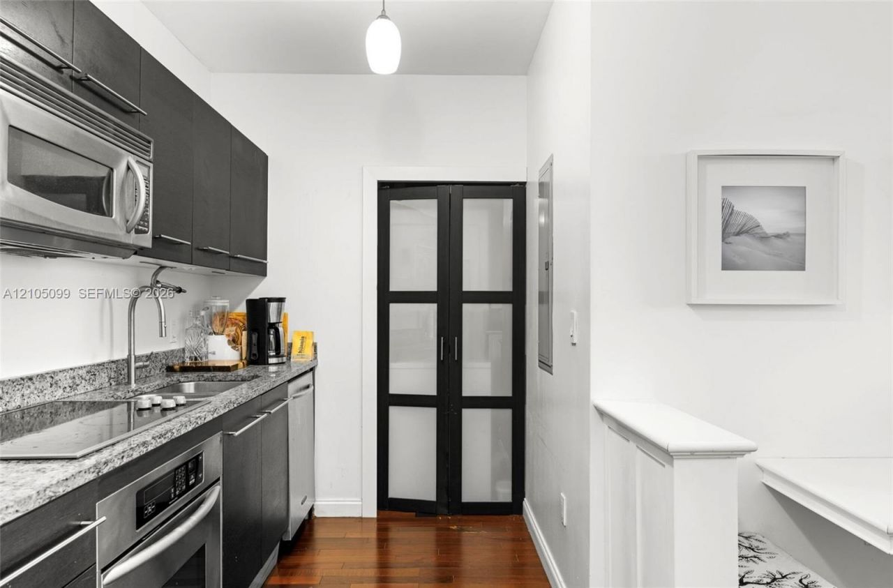 700 NE 25th St, Unit 1801, Miami, FL 33137 Photo