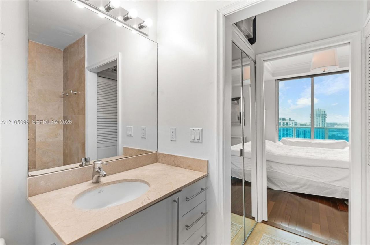700 NE 25th St, Unit 1801, Miami, FL 33137 Photo