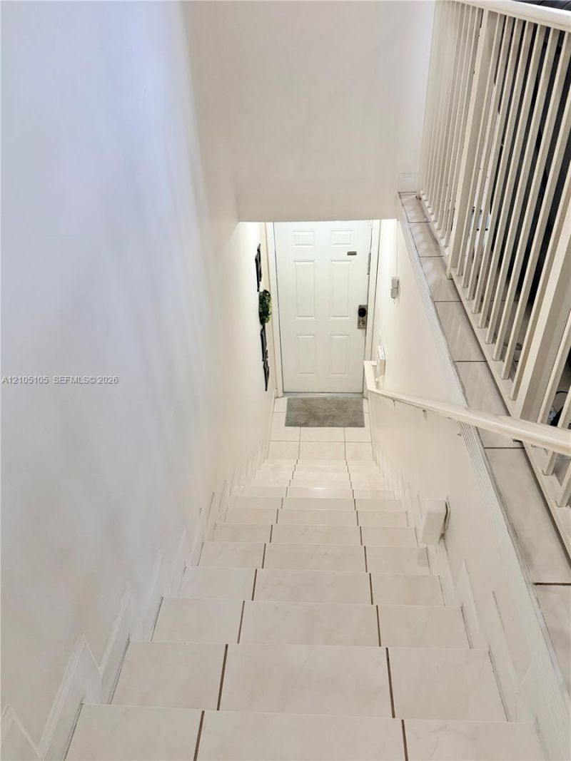 3375 W 76th St, Unit 230, Hialeah, FL 33018 Photo