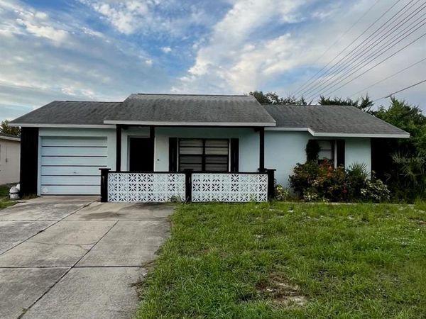 8053 SAYBROOK DRIVE , PORT RICHEY, FL 34668