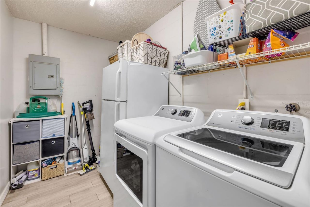 3426 Yule Tree Drive , Edgewater, FL 32141 Photo
