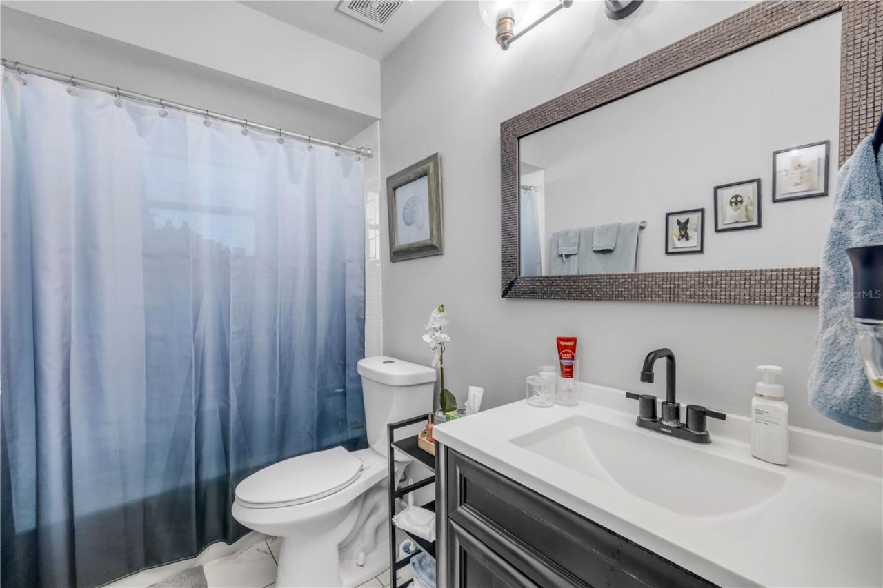 3426 Yule Tree Drive , Edgewater, FL 32141 Photo