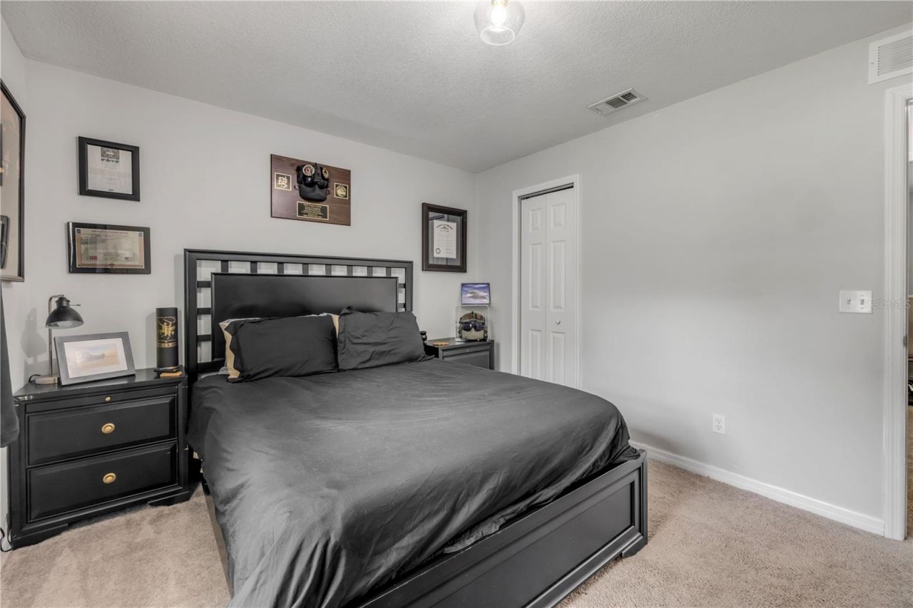3426 Yule Tree Drive , Edgewater, FL 32141 Photo