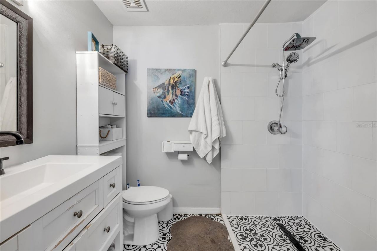 3426 Yule Tree Drive , Edgewater, FL 32141 Photo